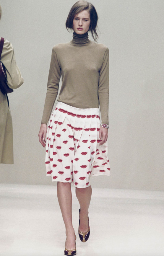PRADA ICONIC S/S 2000 White + Red Lip Print Pleated Skirt